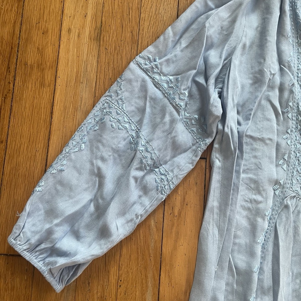 NWOT Womens Small Blue Embroidered Tunic Blouse Shirt Pullover Tassel Boho Flowy - Picture 6 of 14